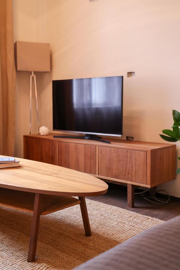 Deluxe With 4bedrm 2 Bathrm * Budapest